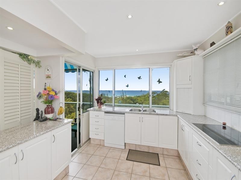 9 Lansell Avenue, Currumbin QLD 4223