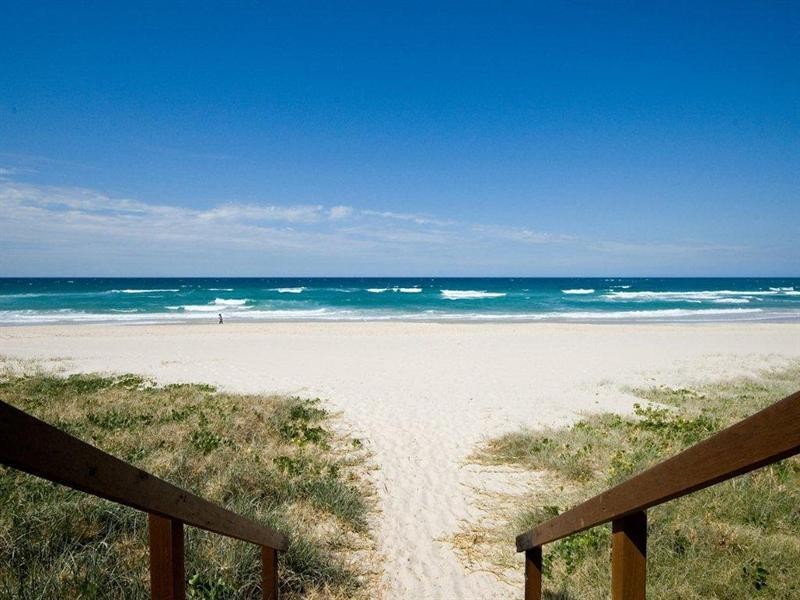 16 Armina Court, Tugun QLD 4224