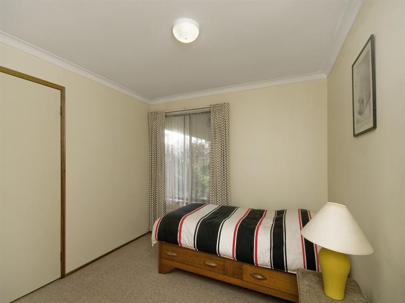 127 Murtha Drive, Elanora QLD 4221