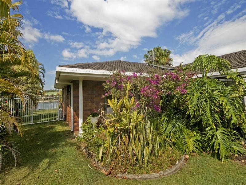 127 Murtha Drive, Elanora QLD 4221