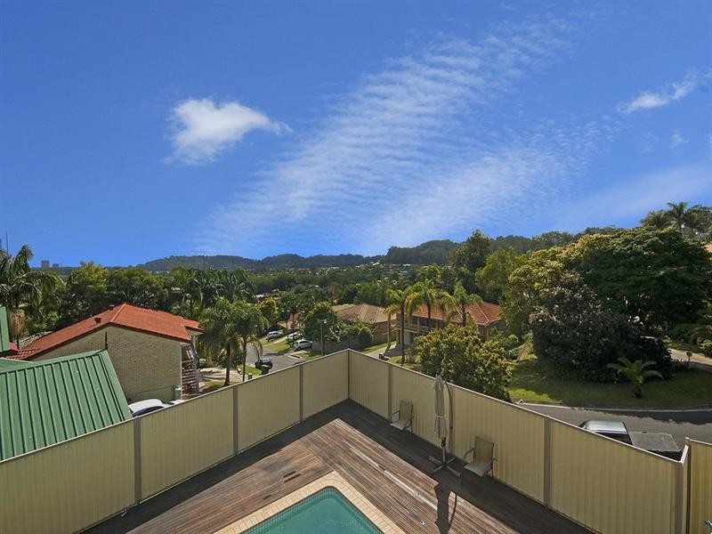 17 Sellin Place, Currumbin Waters QLD 4223