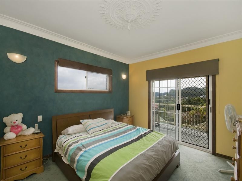 17 Sellin Place, Currumbin Waters QLD 4223