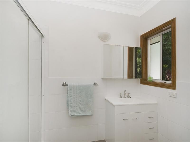 17 Sellin Place, Currumbin Waters QLD 4223