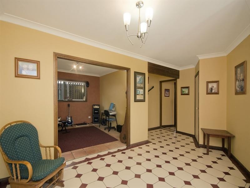 17 Sellin Place, Currumbin Waters QLD 4223