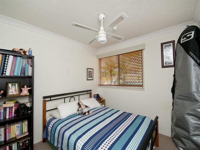 4/14 Jefferson Lane, Palm Beach QLD 4221