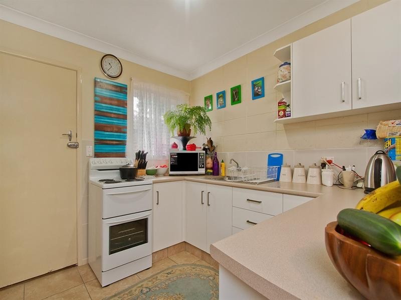2/67 Leyte Avenue, Palm Beach QLD 4221