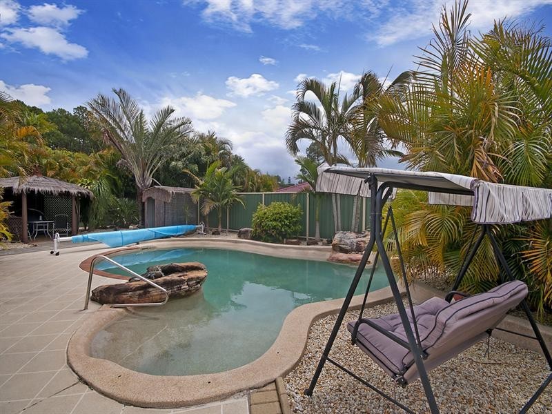 19 Pinon Close, Elanora QLD 4221