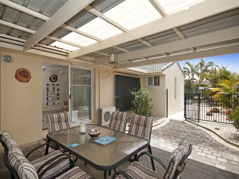 19 Pinon Close, Elanora QLD 4221