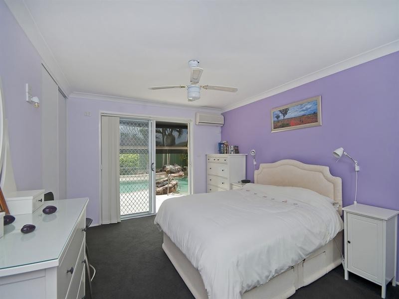 19 Pinon Close, Elanora QLD 4221