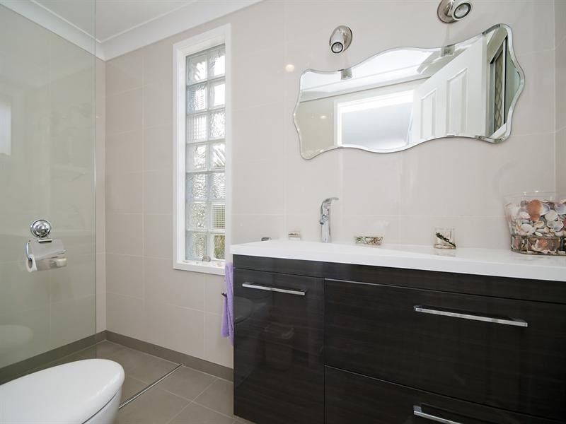 19 Pinon Close, Elanora QLD 4221