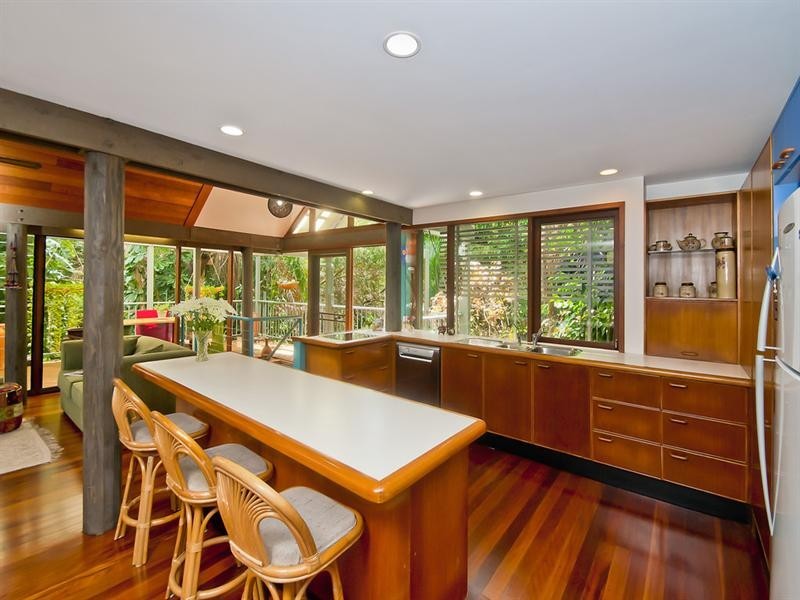 34 Woodgee Street, Currumbin QLD 4223