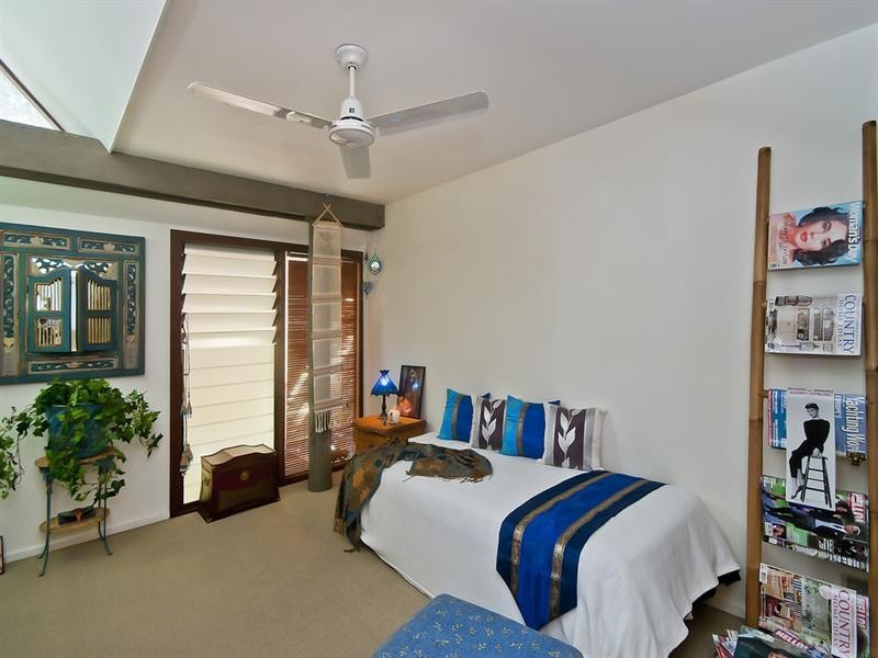 34 Woodgee Street, Currumbin QLD 4223