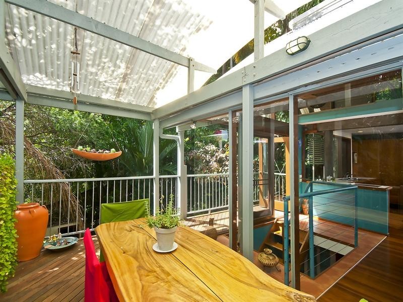 34 Woodgee Street, Currumbin QLD 4223