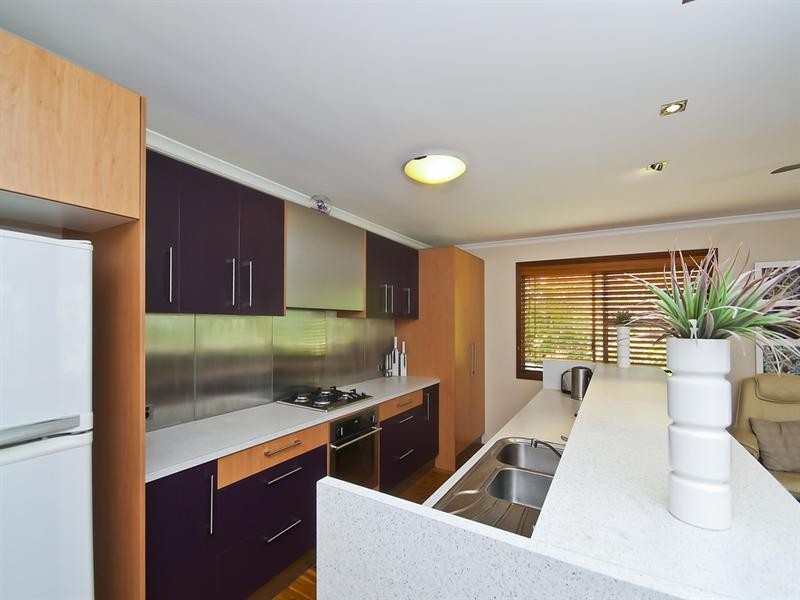 1 Flaminia Street, Currumbin Waters QLD 4223