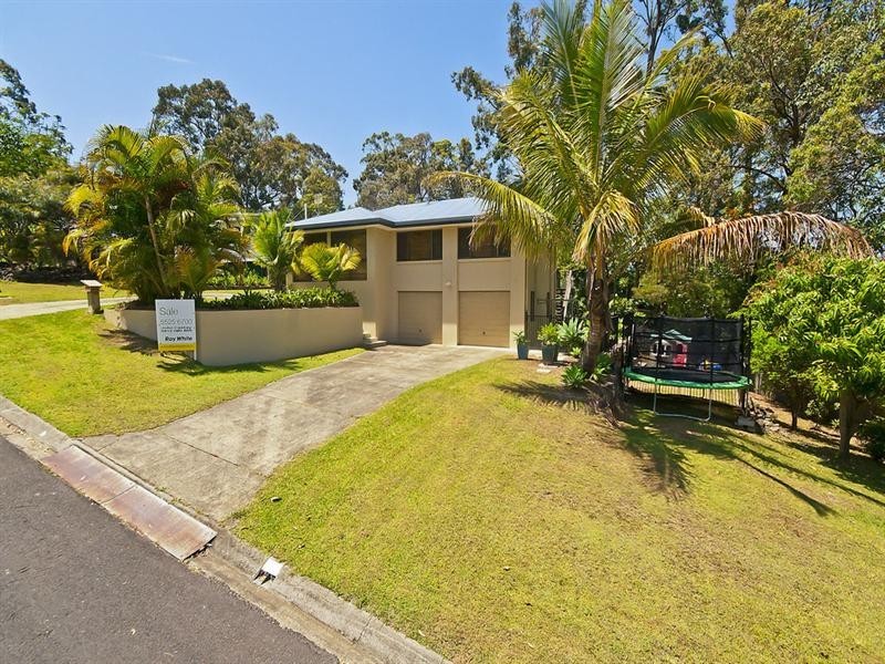 1 Flaminia Street, Currumbin Waters QLD 4223