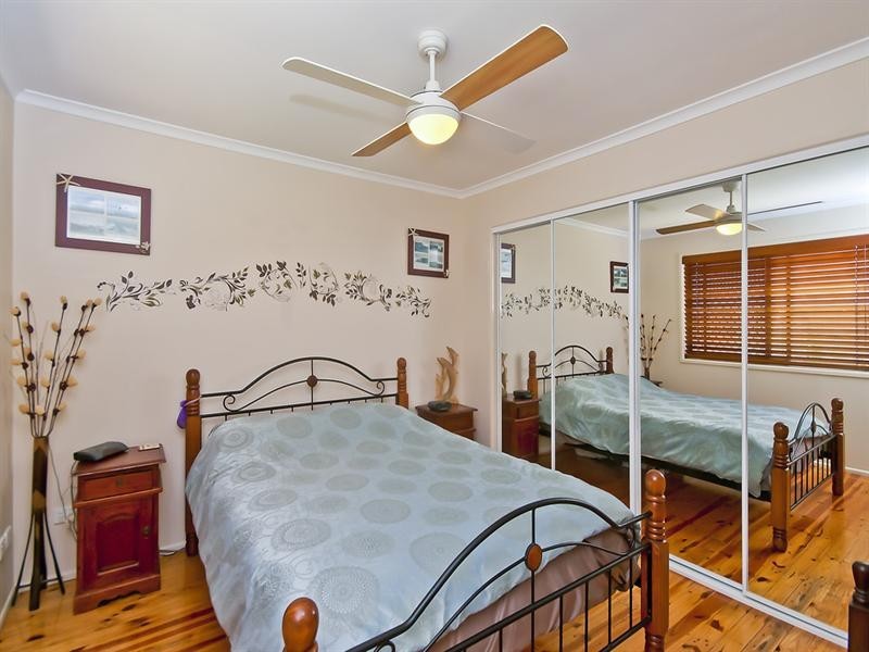 1 Flaminia Street, Currumbin Waters QLD 4223