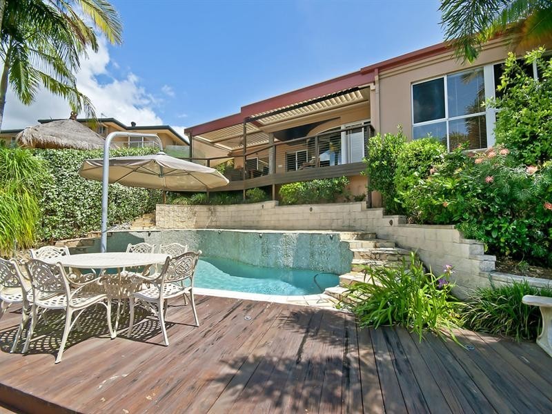 20 Martingale Circuit, Clear Island Waters QLD 4226