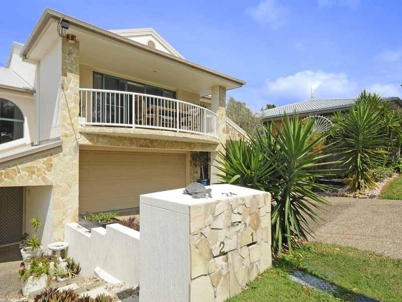 24 Woodgee Street, Currumbin QLD 4223