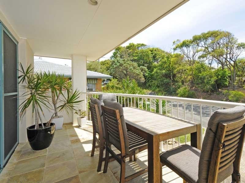 24 Woodgee Street, Currumbin QLD 4223