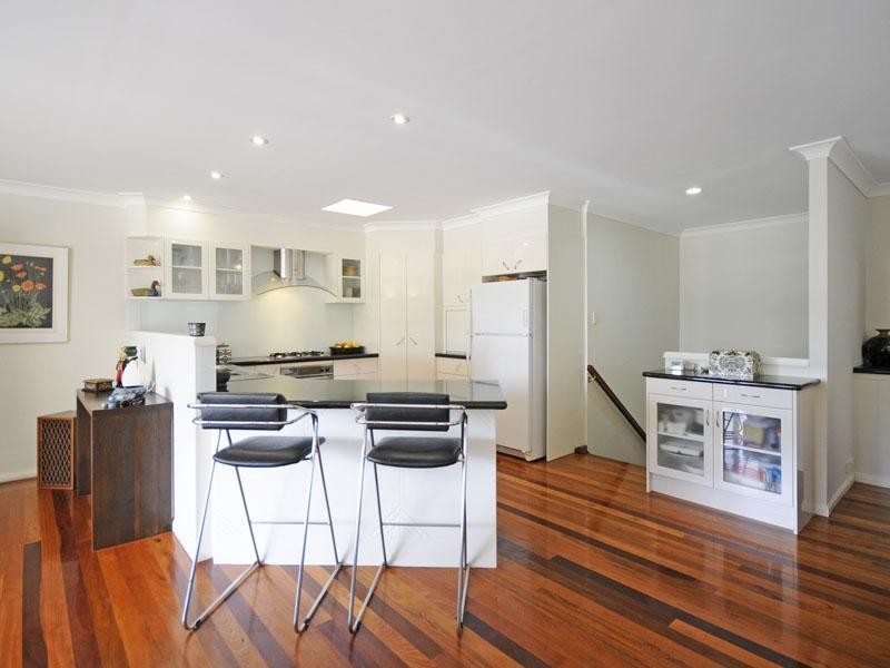 24 Woodgee Street, Currumbin QLD 4223