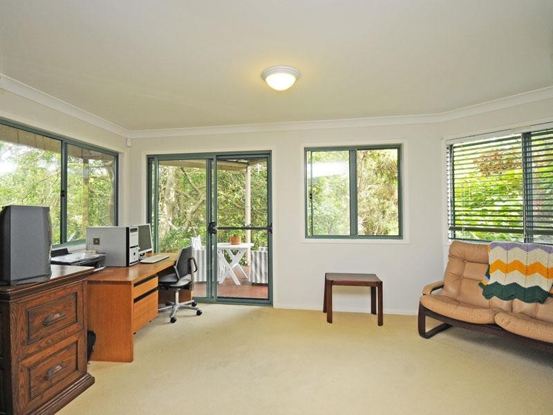 24 Woodgee Street, Currumbin QLD 4223