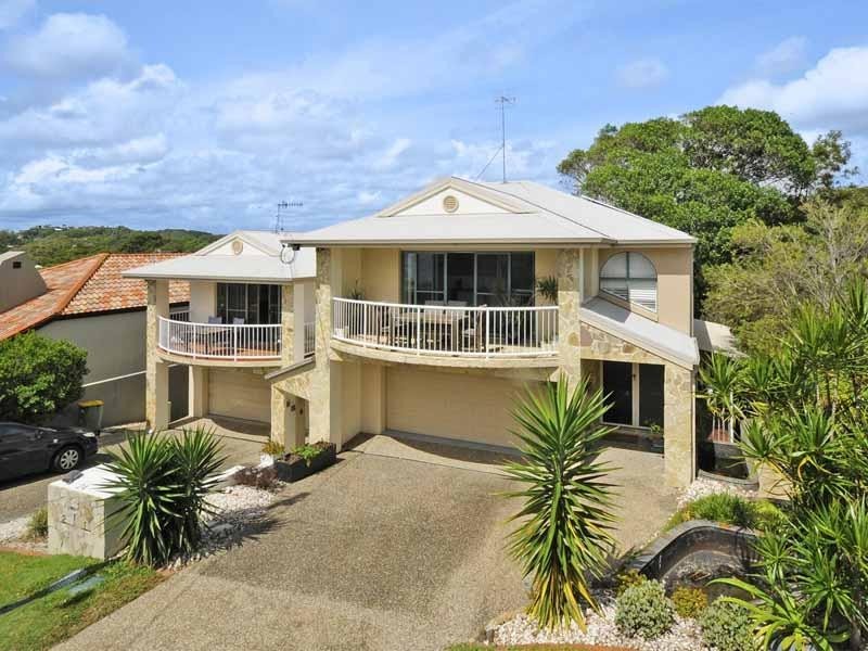 24 Woodgee Street, Currumbin QLD 4223