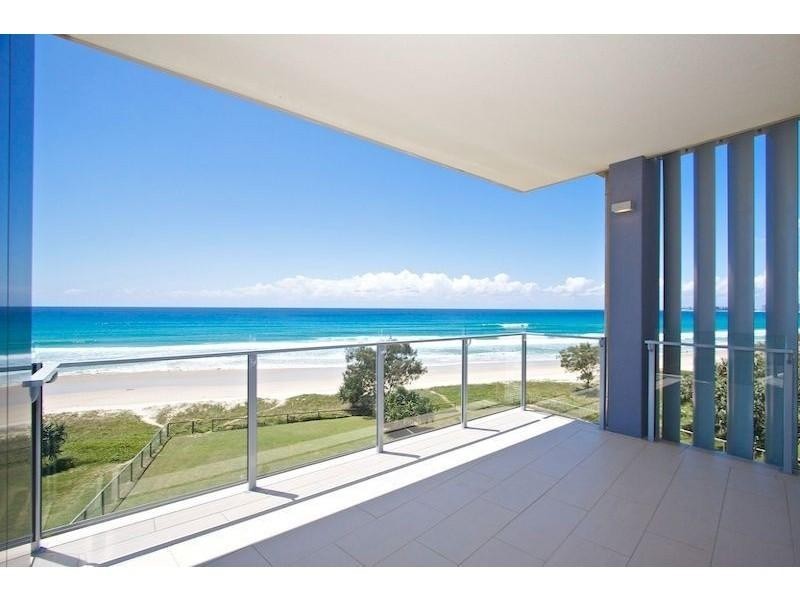 4/399 Golden Four Drive, Tugun QLD 4224