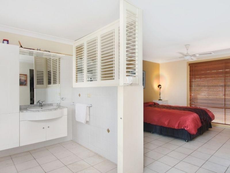 36 Woodgee Street, Currumbin QLD 4223