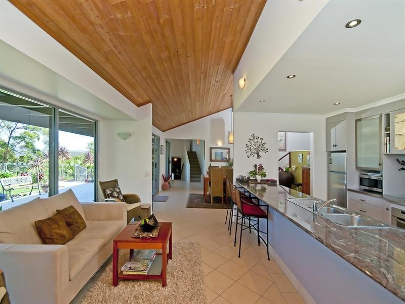 40 Evergreen Drive, Elanora QLD 4221