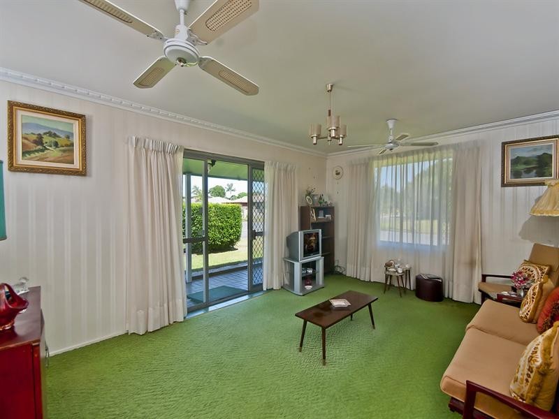 19 Denawen Street, Palm Beach QLD 4221