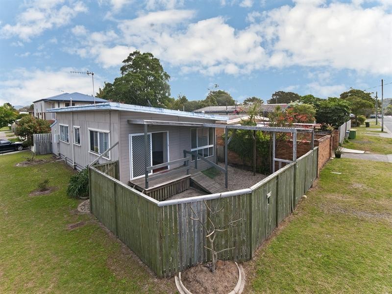 394 Cypress Terrace North, Palm Beach QLD 4221