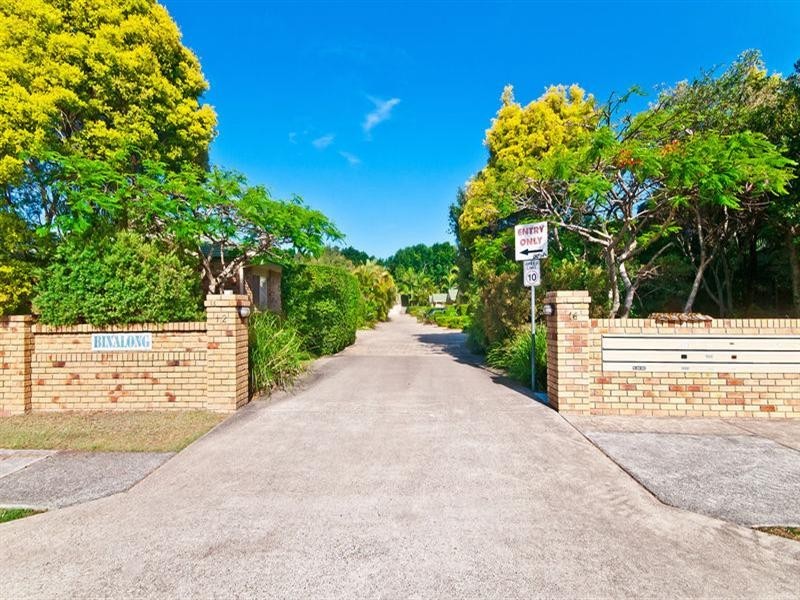 2/12 Bottlewood Court, Burleigh Waters QLD 4220