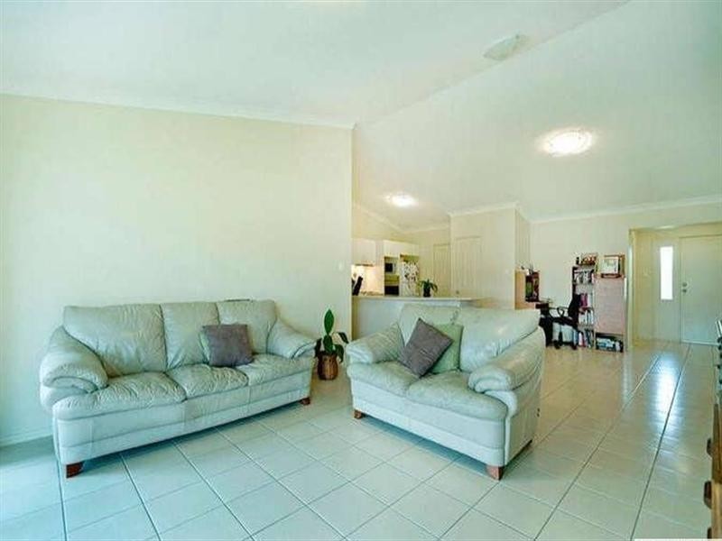 10 Kaizlee Crescent, Upper Coomera QLD 4209