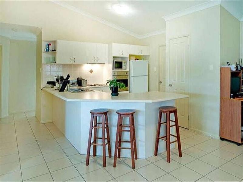 10 Kaizlee Crescent, Upper Coomera QLD 4209