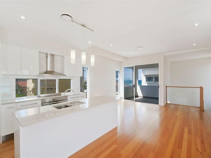 1/1433 Gold Coast Highway, Palm Beach QLD 4221