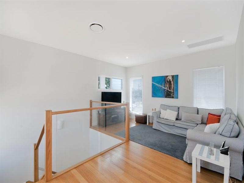 2/1433 Gold Coast Highway, Palm Beach QLD 4221