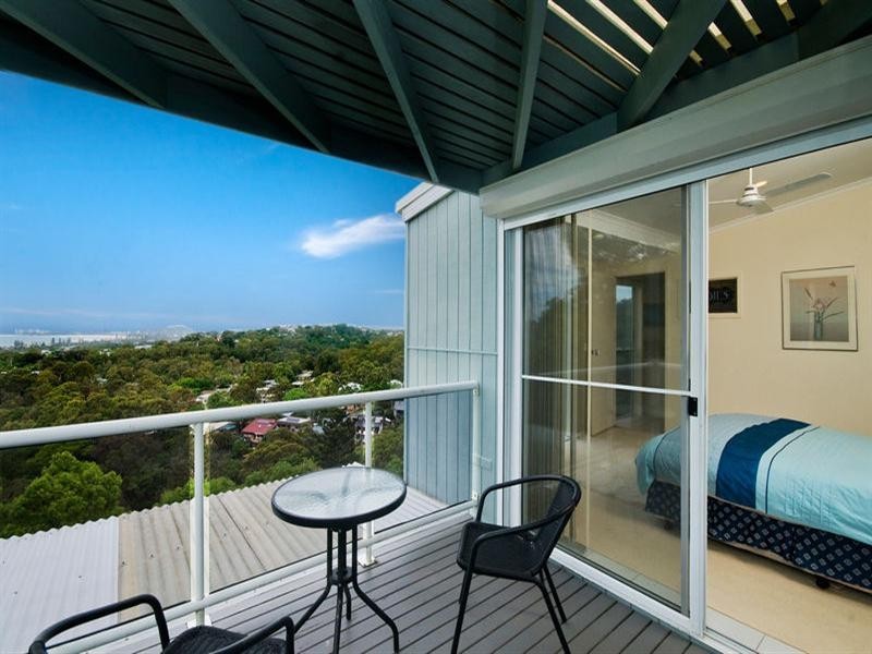 67 Crest Drive, Currumbin QLD 4223