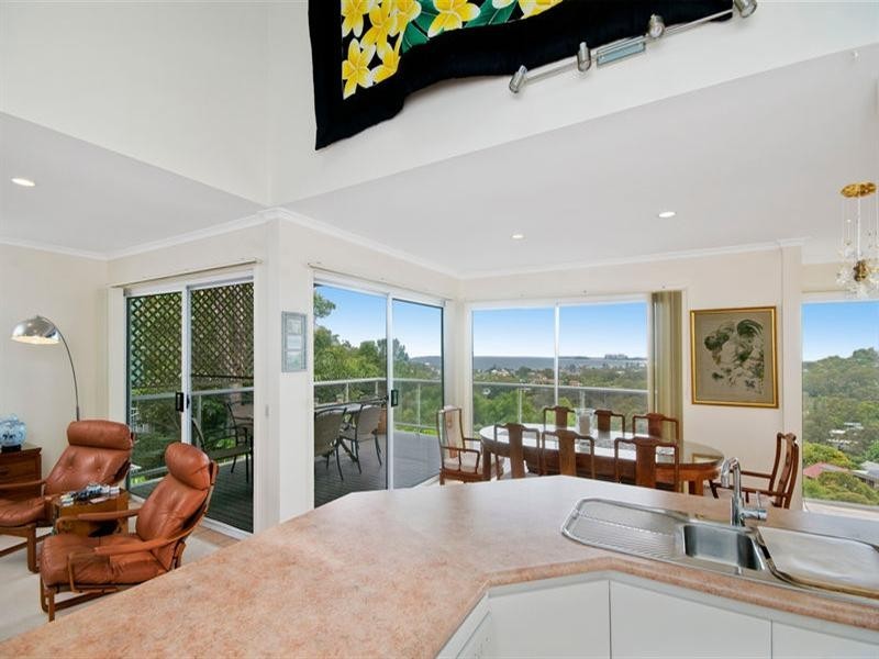 67 Crest Drive, Currumbin QLD 4223