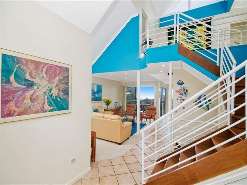 67 Crest Drive, Currumbin QLD 4223