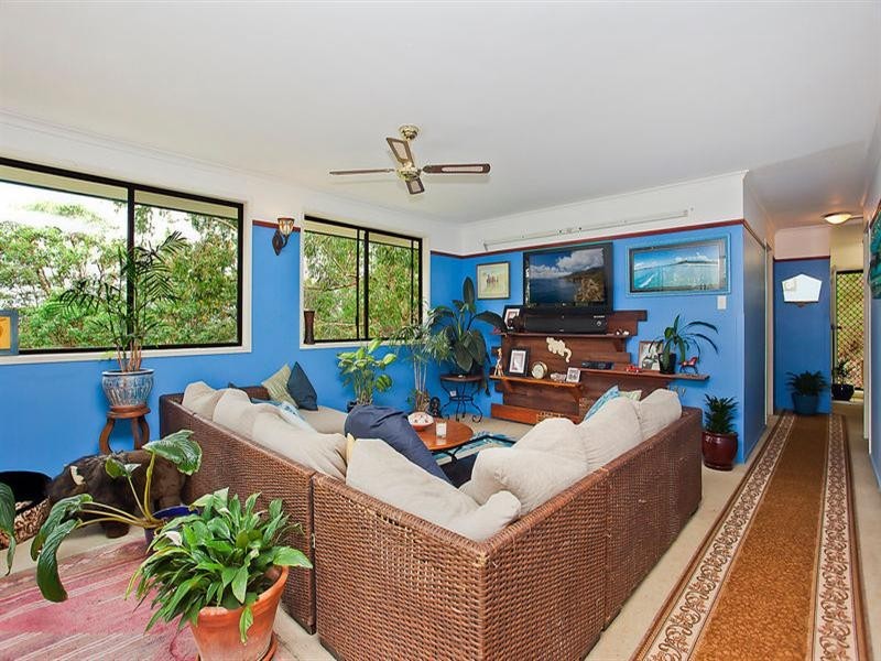206 Tierney Drive, Currumbin Waters QLD 4223