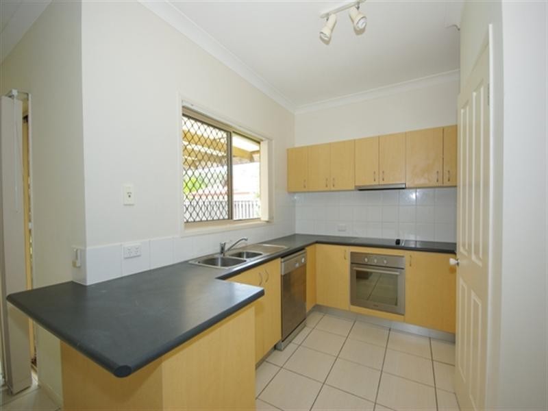 10 Flamevine Street, Upper Coomera QLD 4209