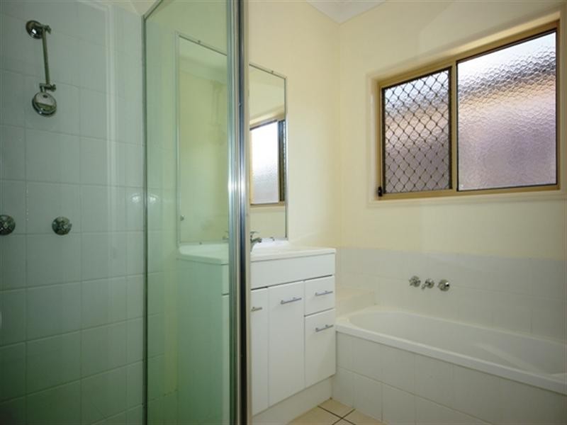 10 Flamevine Street, Upper Coomera QLD 4209