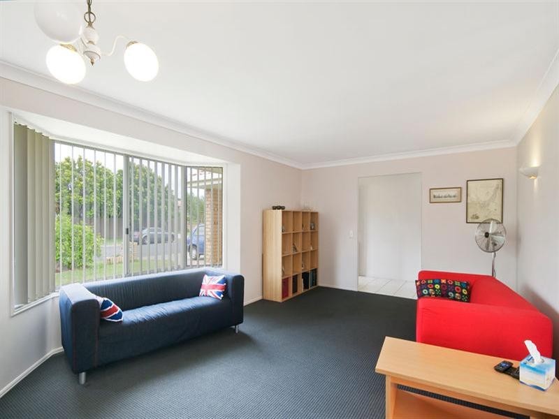 20 Whipbird Court, Burleigh Waters QLD 4220