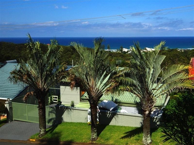 7 Lansell Avenue, Currumbin QLD 4223