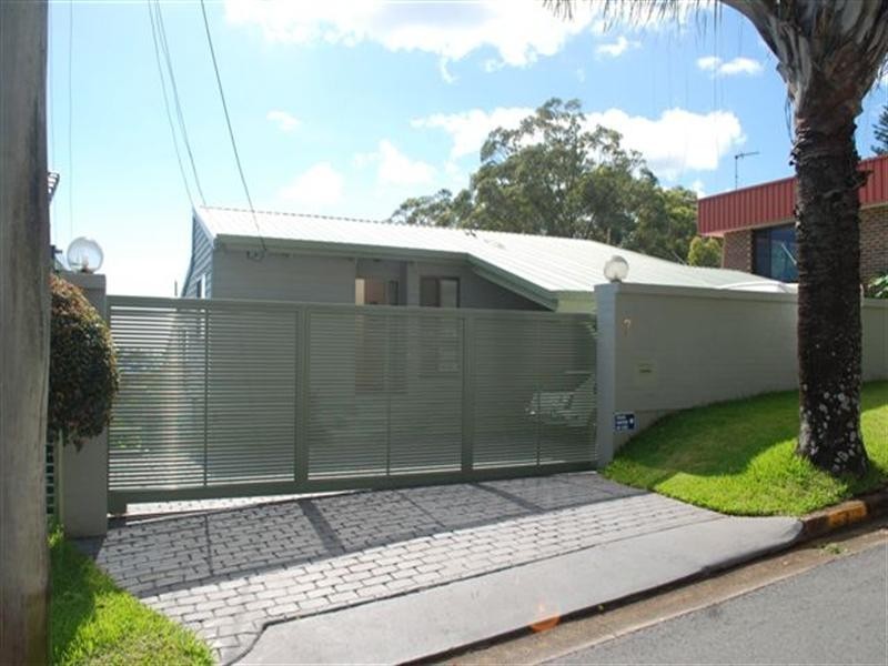 7 Lansell Avenue, Currumbin QLD 4223