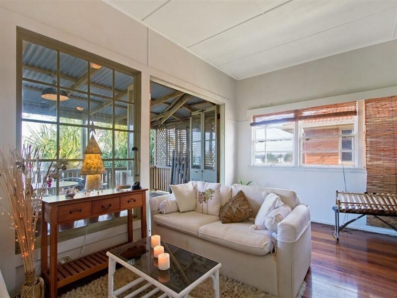 728 Pacific Parade, Currumbin QLD 4223