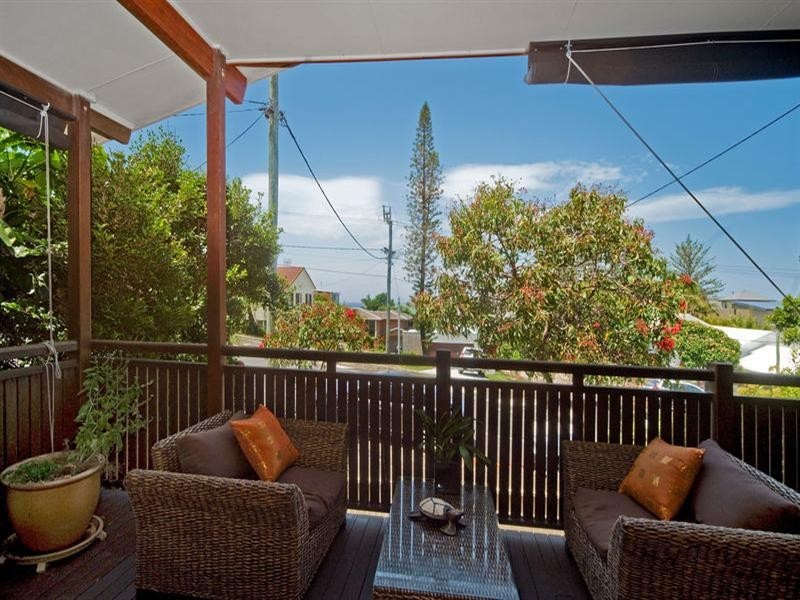 14 Woodgee Street, Currumbin QLD 4223