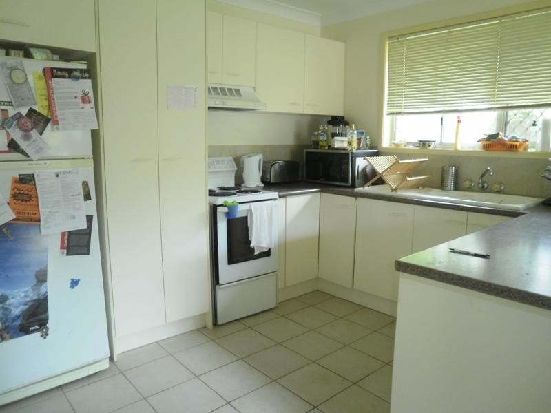 8 Cypress Terrace, Palm Beach QLD 4221