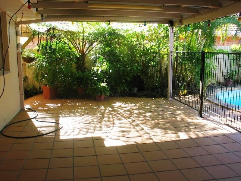 23 Bergamont Street, Elanora QLD 4221