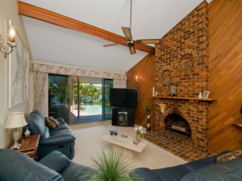 49 Dogwood Drive, Palm Beach QLD 4221